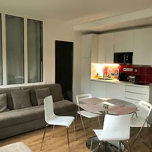 Tour Eiffel Rent Apartamento