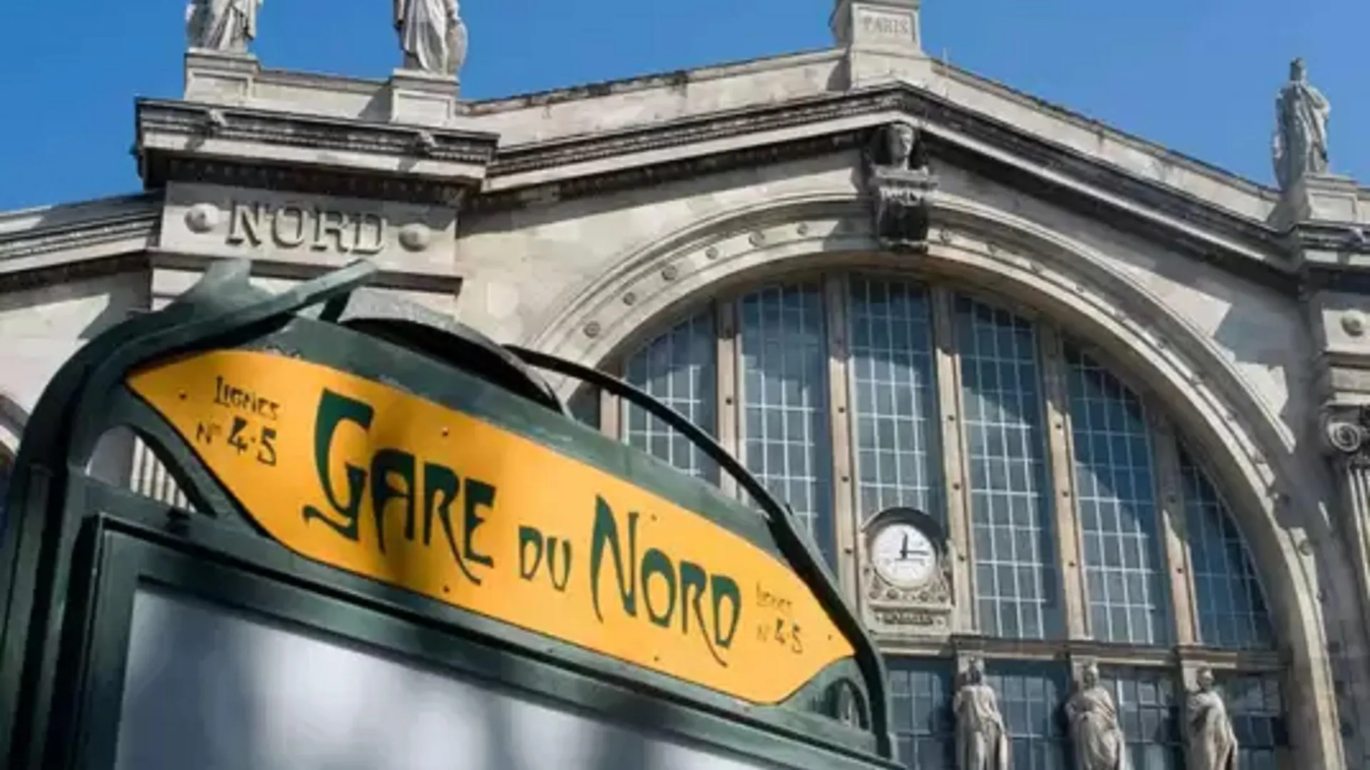 Hotel De L'Aqueduc Paris 3*,